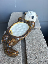 Load image into Gallery viewer, Otter Soap Dish
